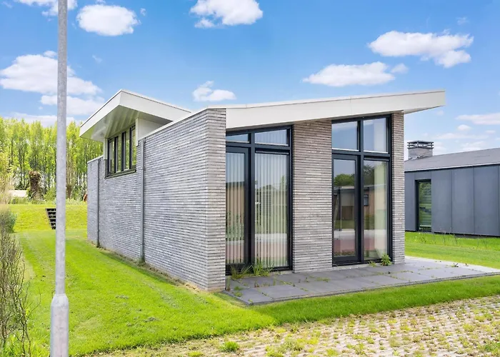 In Near Kaag Lakes بيت للعطل